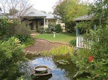 Strathburn Cottage Luxury Bed And Breakfast Bowral Exterior foto